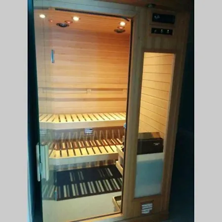 شقة Barcarola